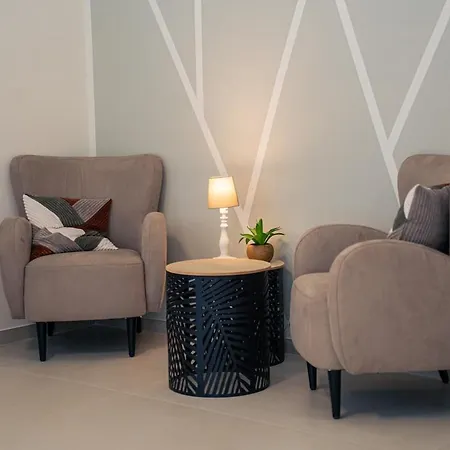 דירה Prestigious 2p - 10 Min Near Beaches - Air Conditioning - Garage אנטיב