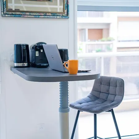 Апартаменты Prestigious 2p - 10 Min Near Beaches - Air Conditioning - Garage Антиб