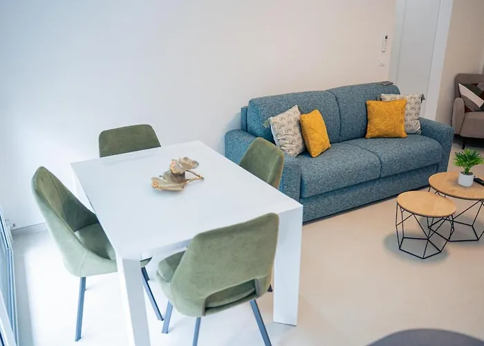 Prestigious 2p - 10 Min Near Beaches - Air Conditioning - Garage Апартаменты